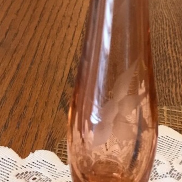 FOUR ANTIQUE BUD VASES - Picture 14 of 15